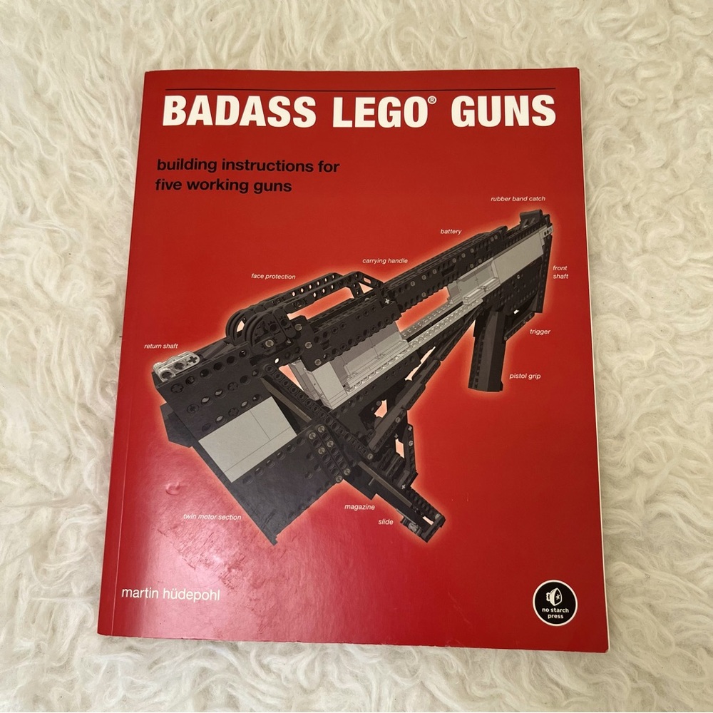 Badass Lego Guns Building Instructions Paperback Book by Martin Hüdepohl